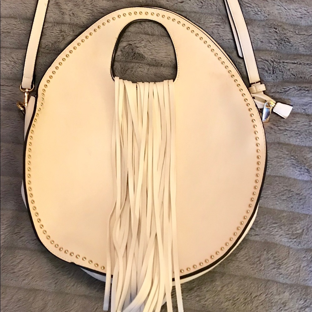 Fun White hang bag